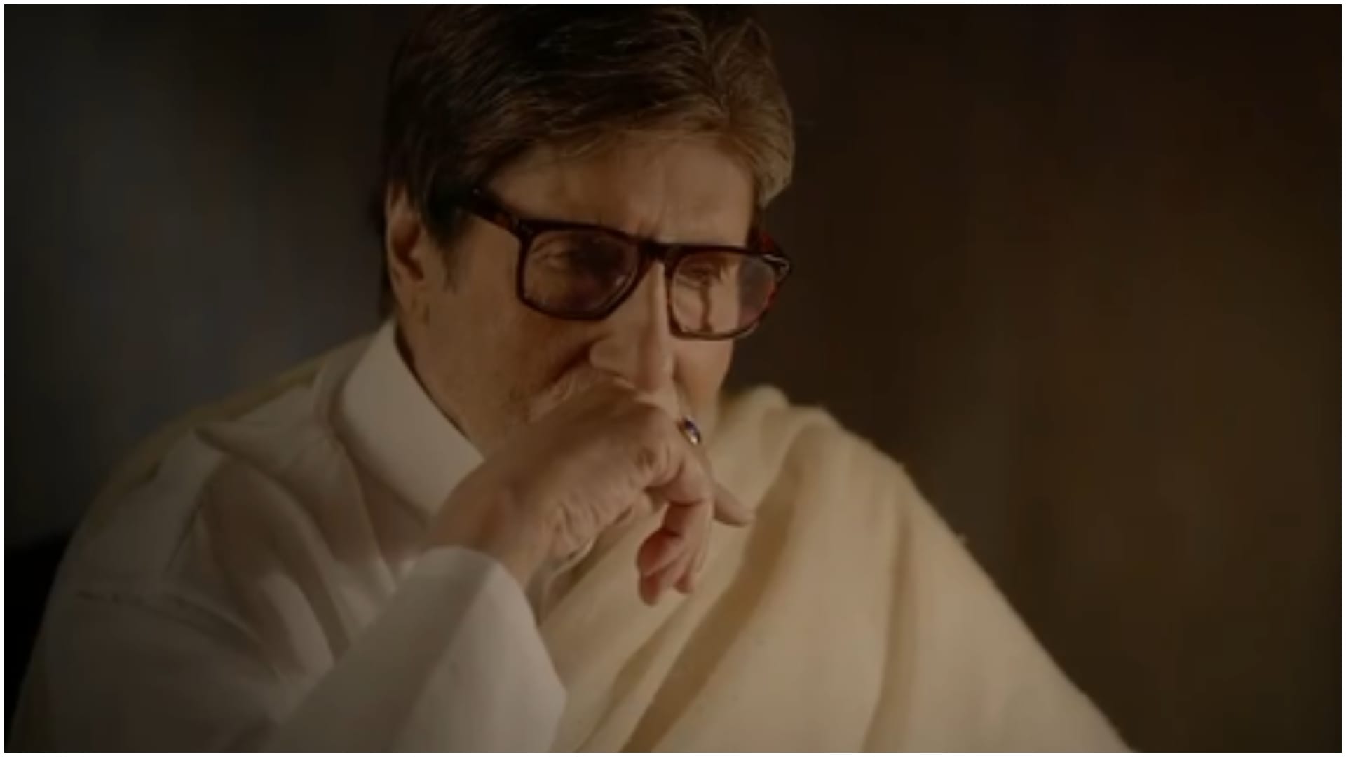 KBC 16 Host Amitabh Bachchan said he would shoot for three films at time Jaya took care of their children