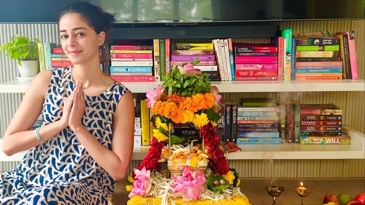 Ananya Panday worshiped lord shiva in her home on fourth monday of sawan shared pictures