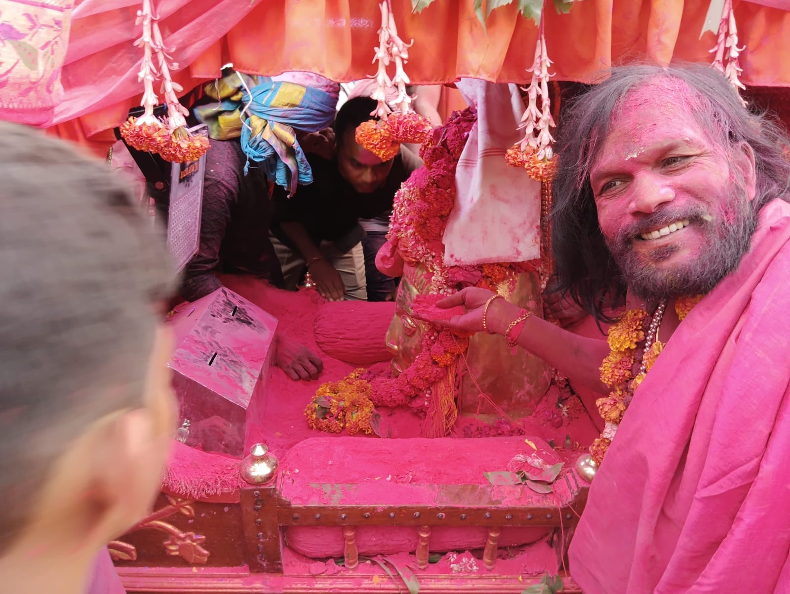 Omkareshwar Sawari: Lord Omkareshwar came out to know the condition of the devotees