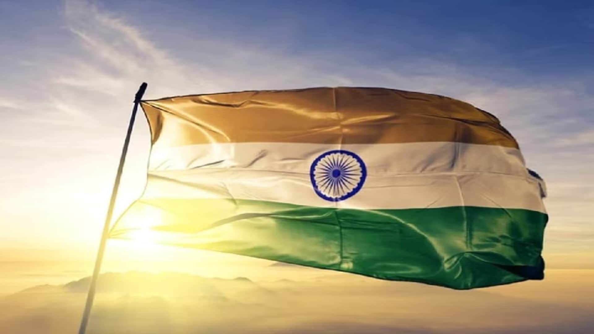 Independence Day 2025 Flag Hoisting Rules and the Correct Way to Perform the National Anthem