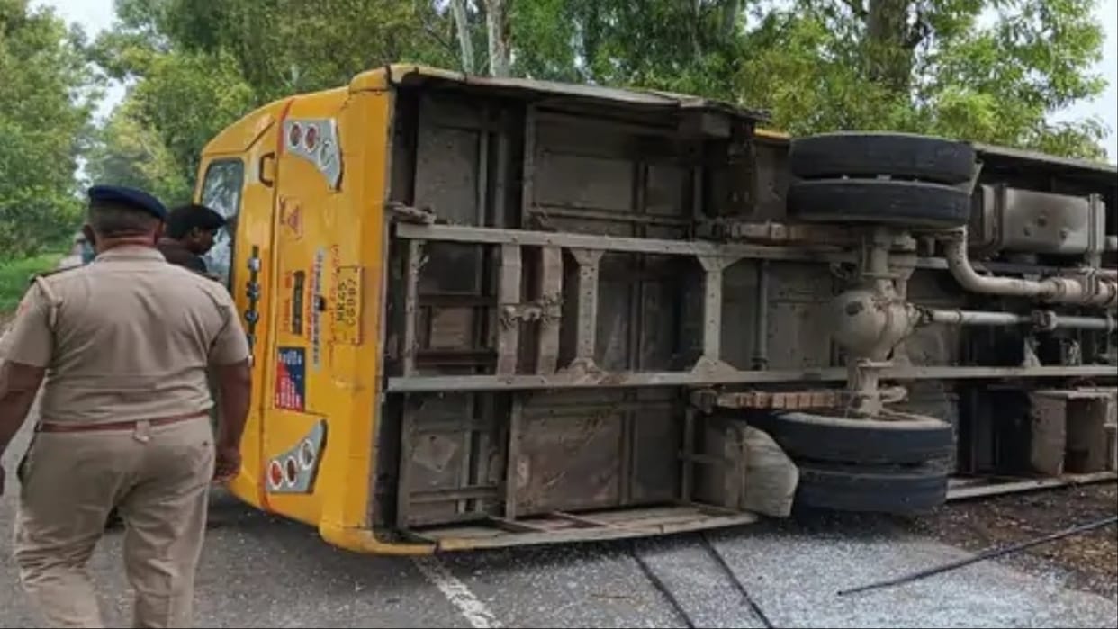 Haryana: School bus carrying 40 children overturns in Karnal, 13 children injured