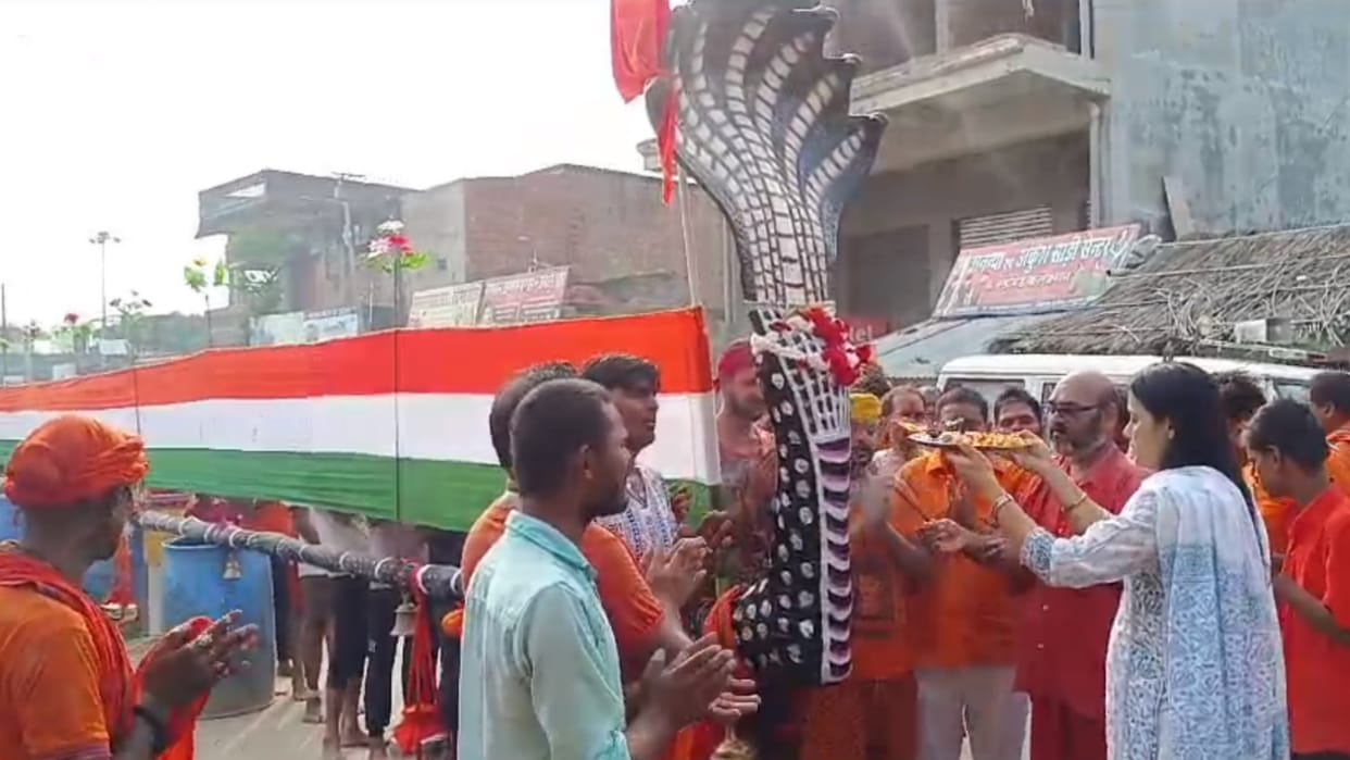 171 feet tiranga Yatra in Sultanpur.