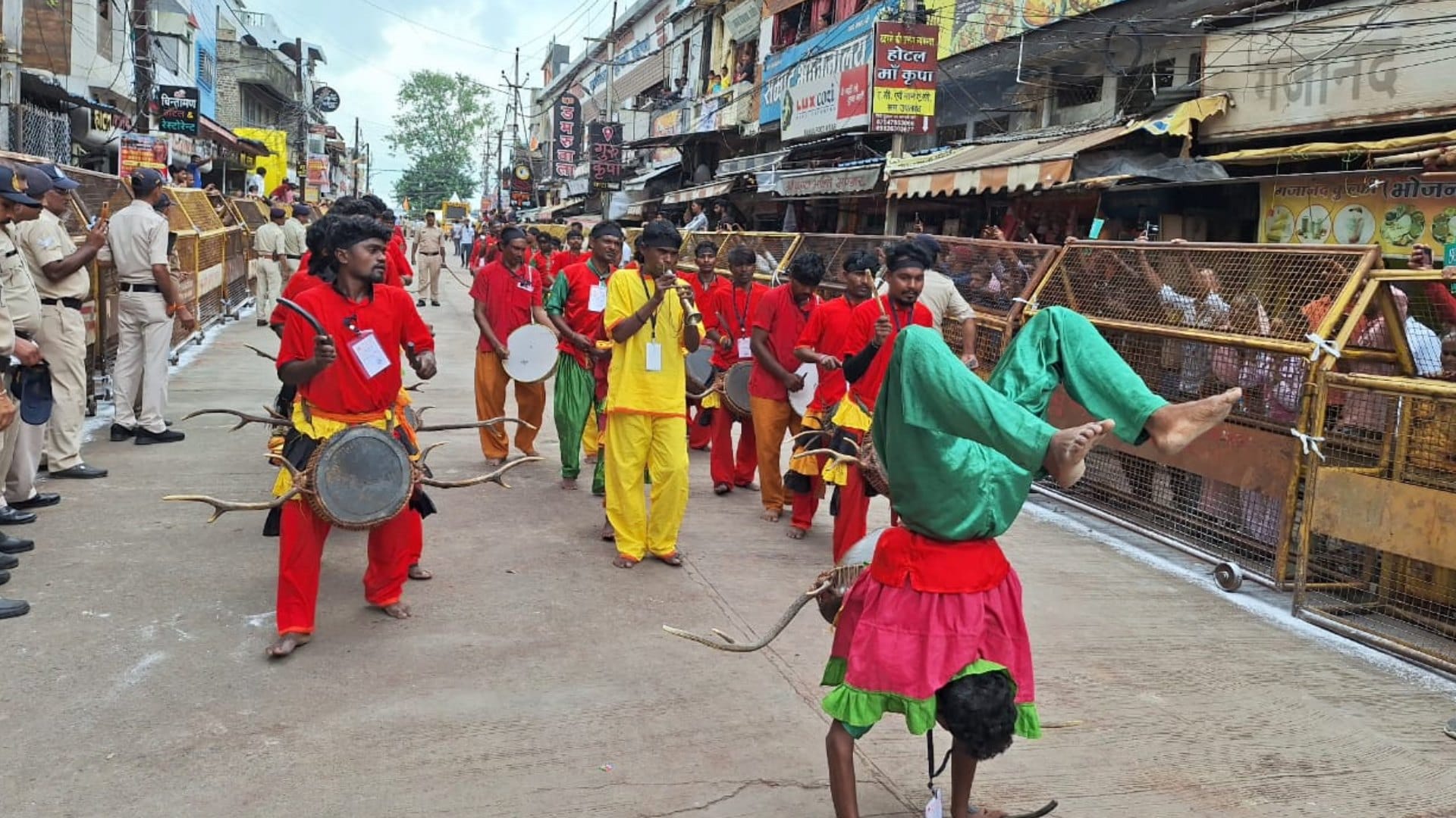 Ujjain Mahakal Sawari: Baba Mahakal gave darshan to the devotees in four forms, lakhs of people watched