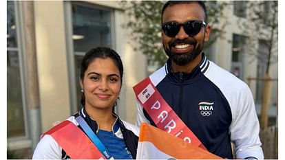 Paris Olympics 2024 Closing Ceremony Photos Indian Flag bearers Manu Bhaker and PR Sreejesh attend ceremony