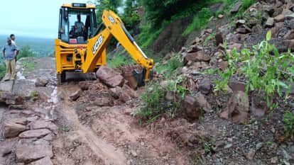 Karauli: Contact with many villages lost due to continuous rain, electricity and water supply also affected