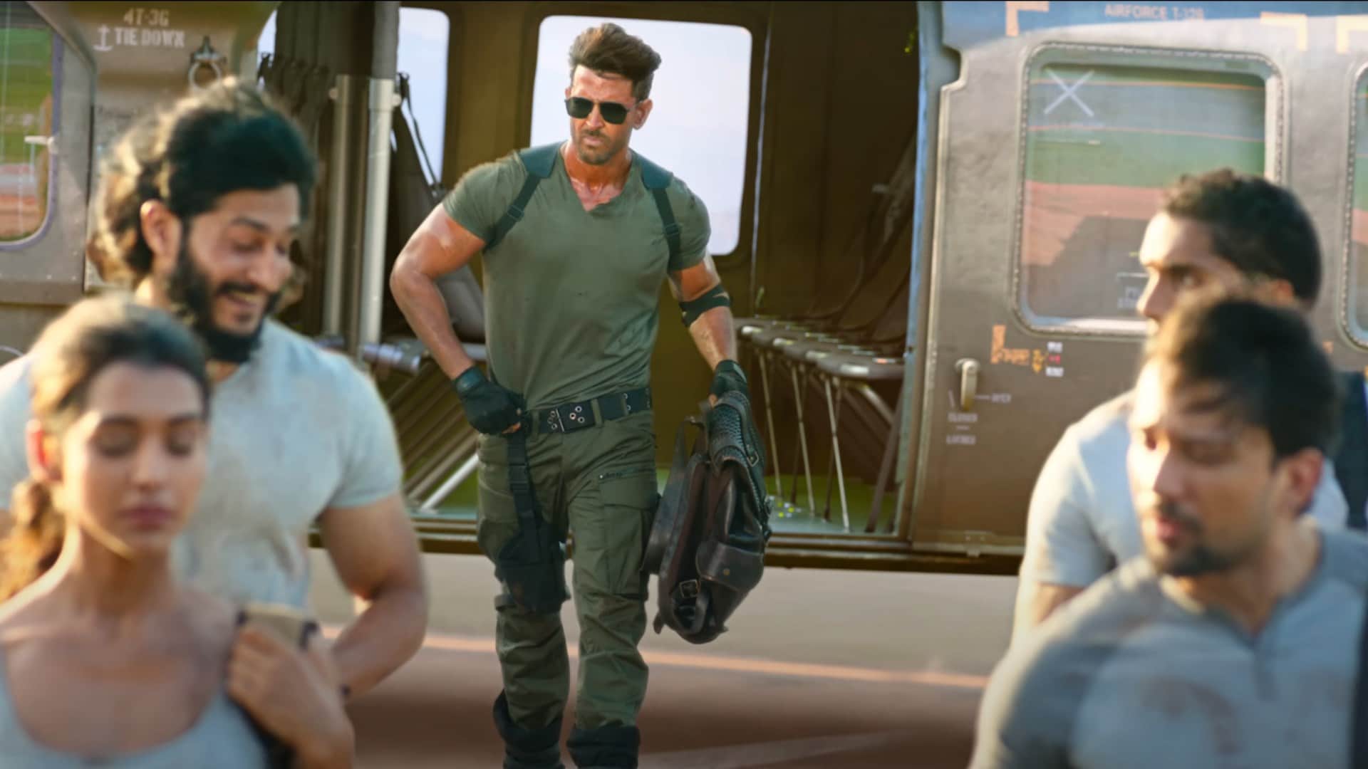 Hrithik Roshan war 2 entry scene will surprise the audience interesting information revealed about film