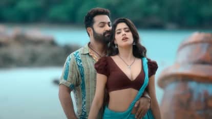 Devara Song Chuttamalle Trending At No 1 On YouTube 80 million Views Jr NTR Janhvi Kapoor saif ali khan