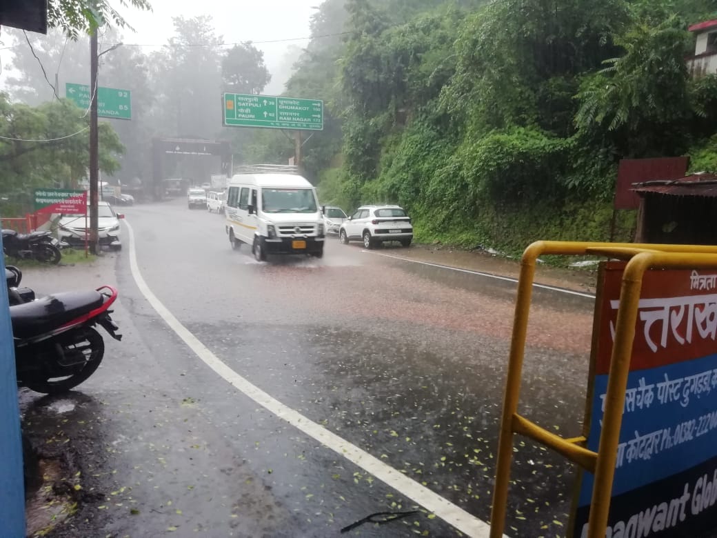 Uttarakhand Weather Update Heavy Rainfall Orange Alert in Three Districts