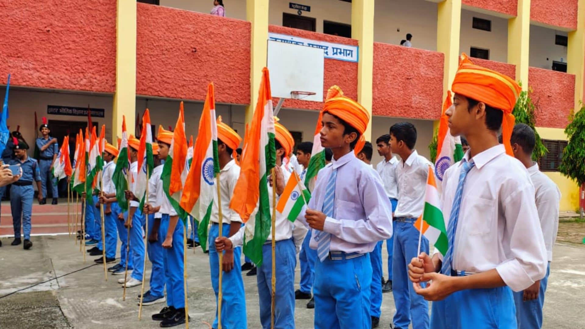 Maa Tujhe Pranam rally took place amidst mesmerizing presentations from Queens Inter College