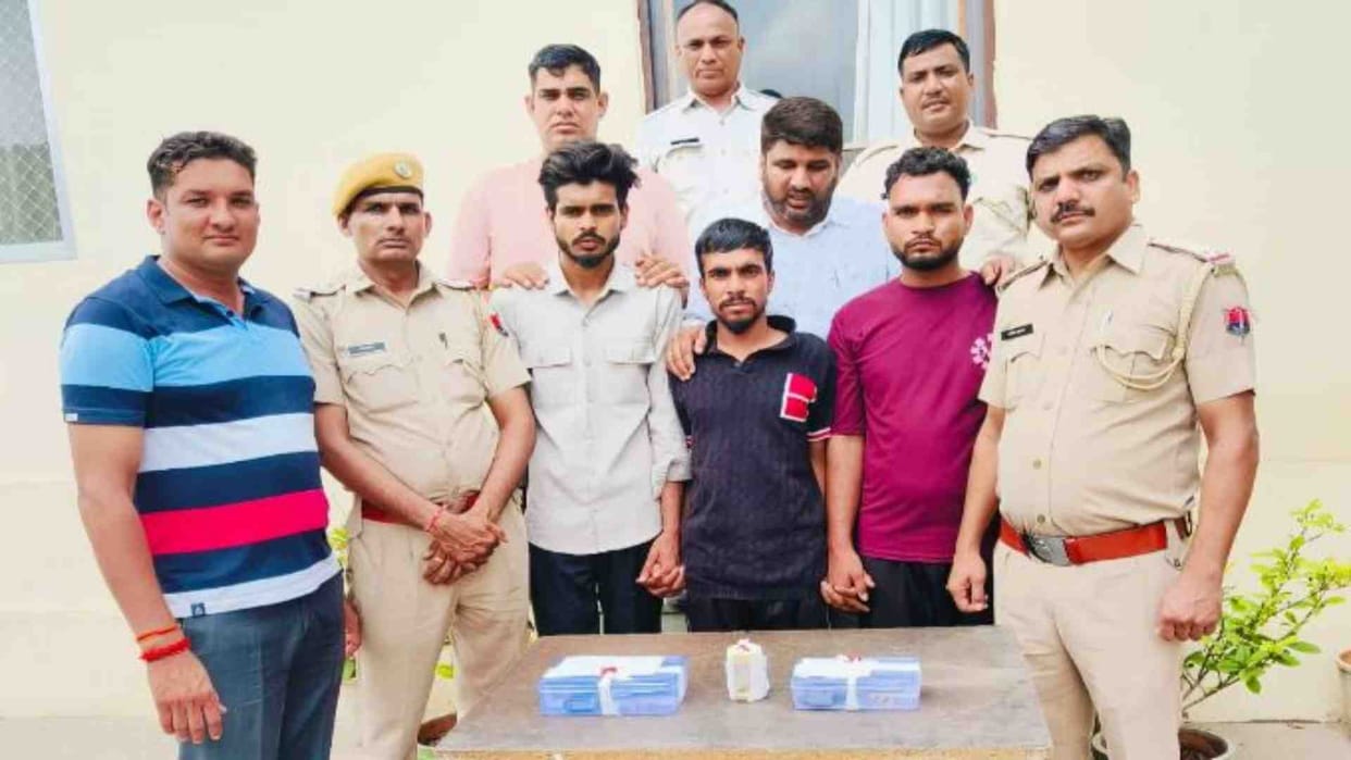 Udaipur News: Three miscreants arrested with illegal weapons