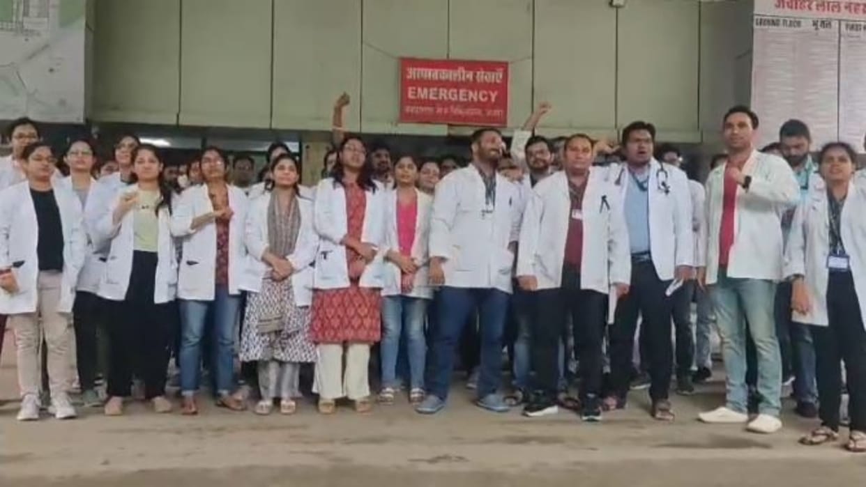 Rajasthan: After the incident in Kolkata, there is anger among the resident doctors, on strike in Jaipur-Ajmer
