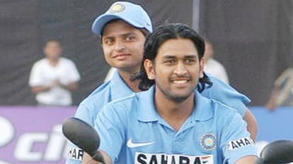 friendship of Dhoni and Raina is umatchable they surprised the fans by announcing their retirement on same day