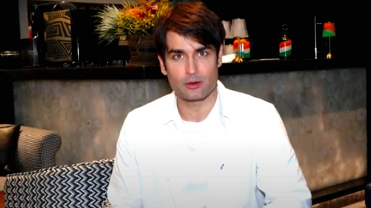 Bigg Boss 18 Contestant Vivian Dsena Give Epic Reply On Karan Veer Mehra Kaamchor Comment