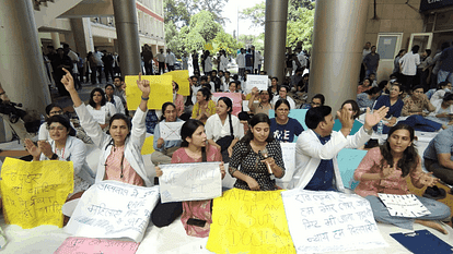 Delhi Doctor Strike IMA called emergency meeting in Kolkata murder case