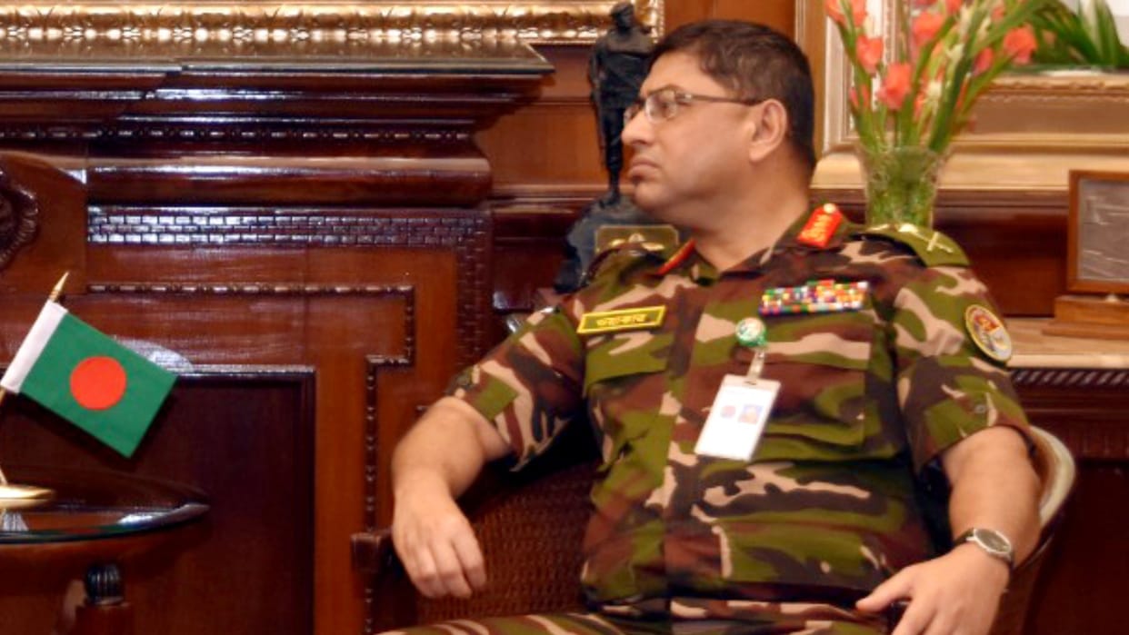 Bangladesh Army chief discloses they have given shelter to some influential people of deposed Hasina-led govt