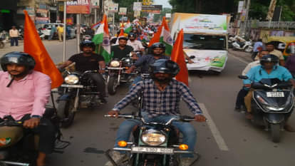 Bike rally started from Gorakhpur University campus under Maa Tujhe Pranam