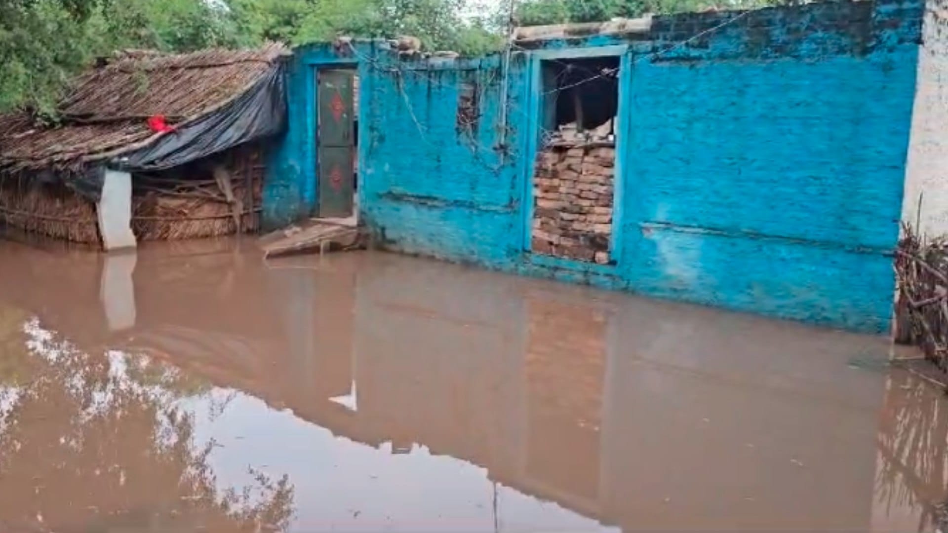 Morena: Crack in Tonga Dam of Morena is continuously increasing, four villages have drowned