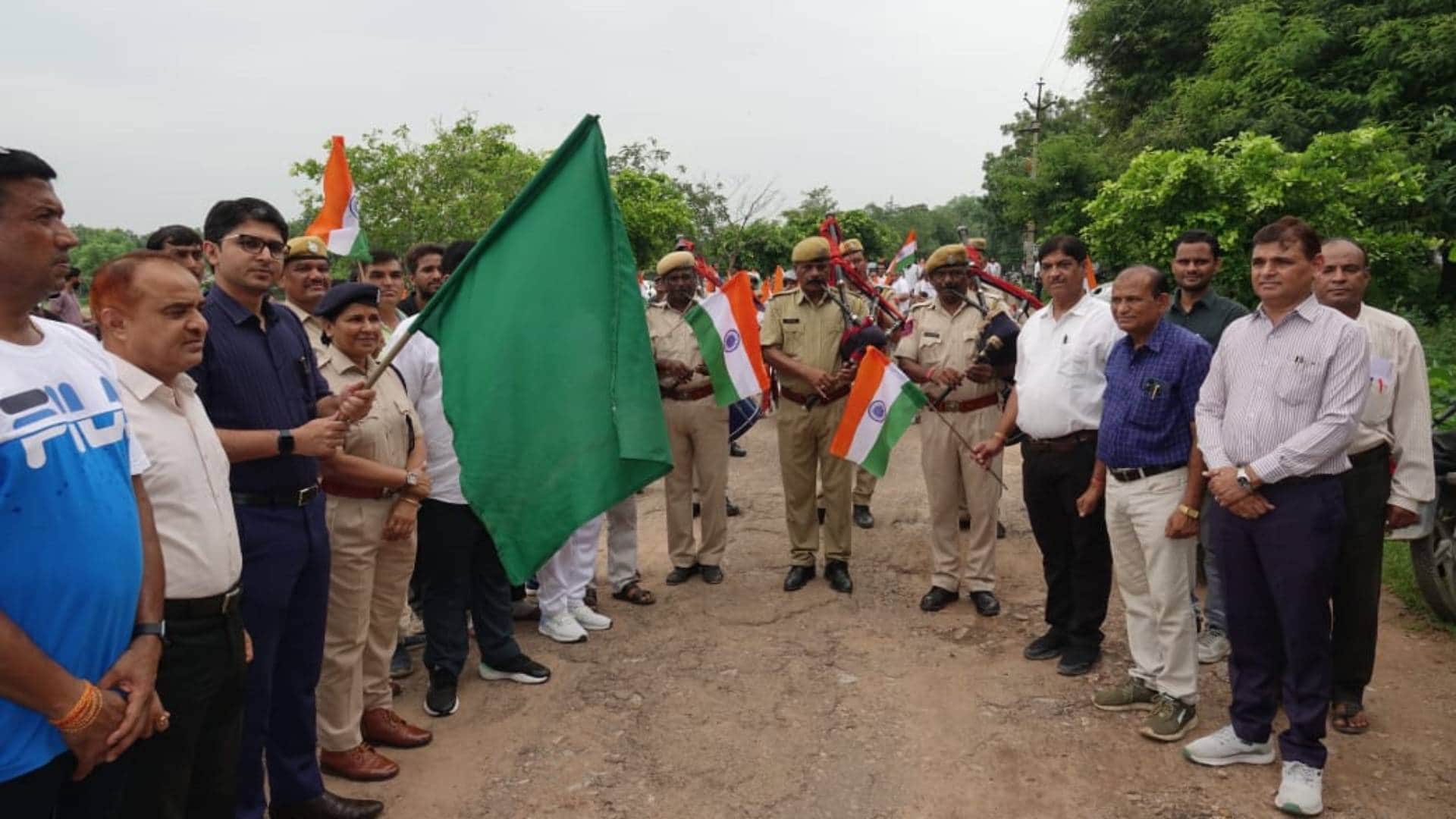 Independence Day Every home tricolor campaign among Rajasthani artists in Bundi artists wonderful performances