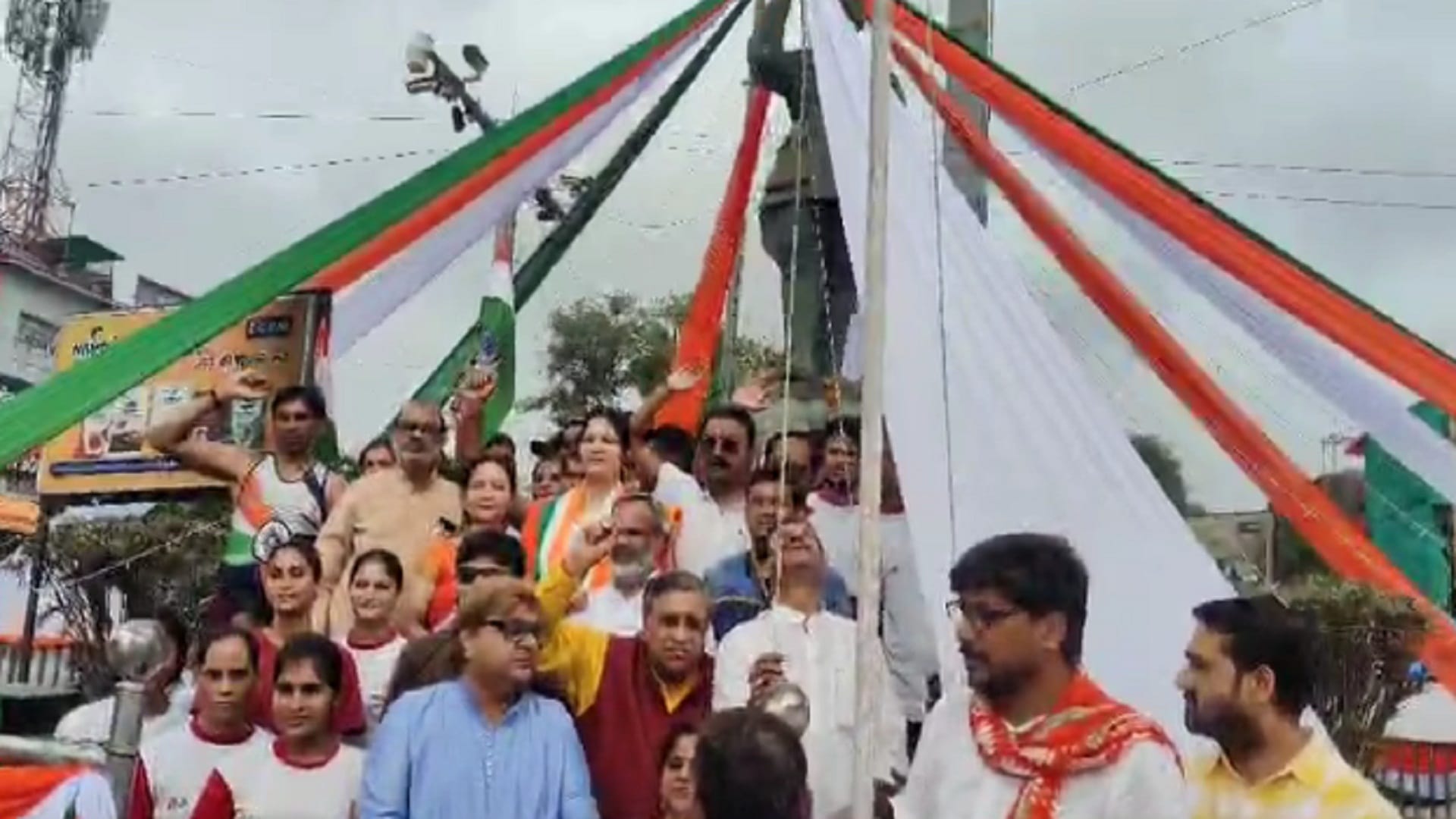 August 15: Independence Day celebrated with full enthusiasm in Prayagraj immortal martyrs remembered