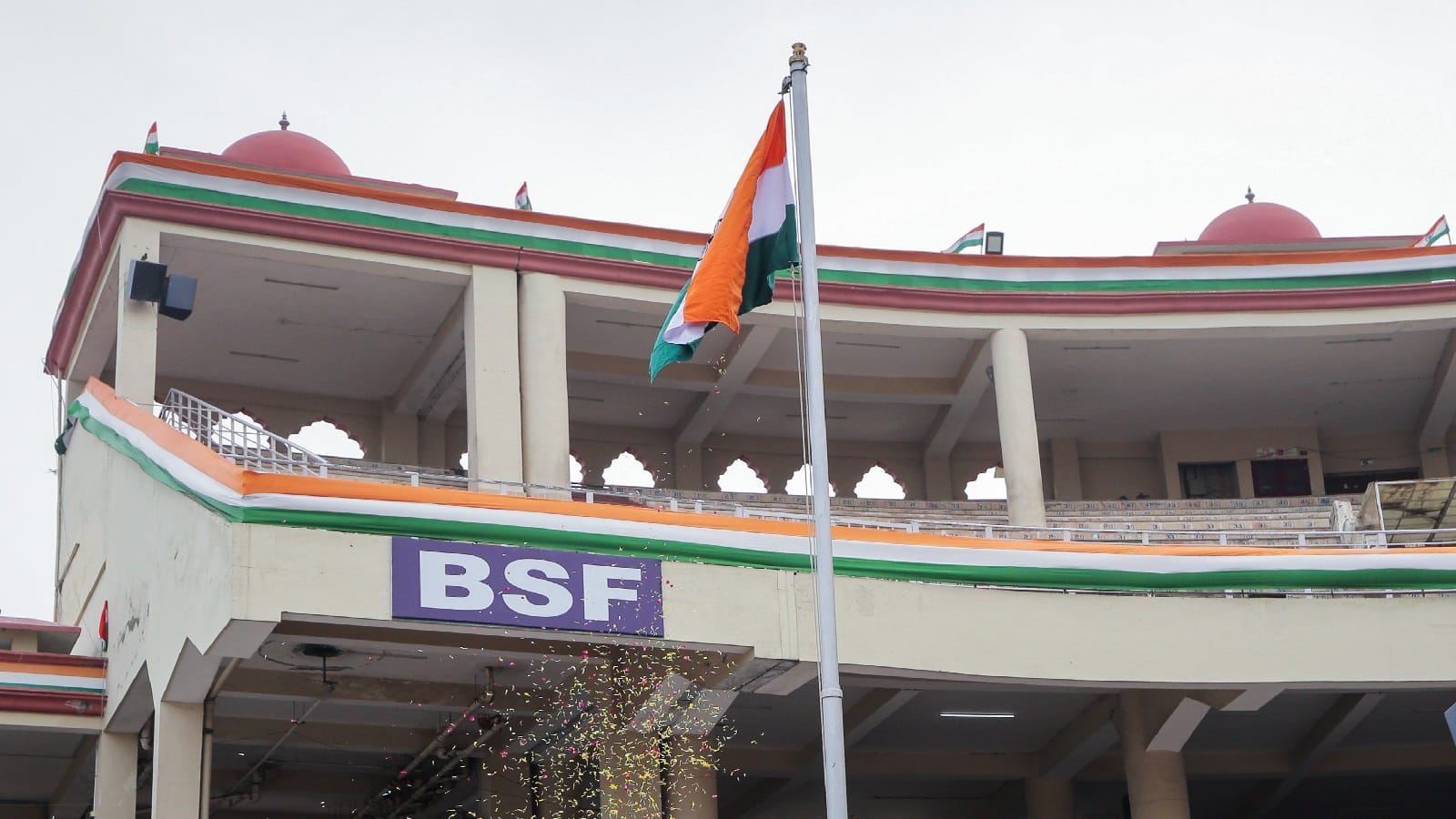 People danced patriotically at Attari border on Independence Day