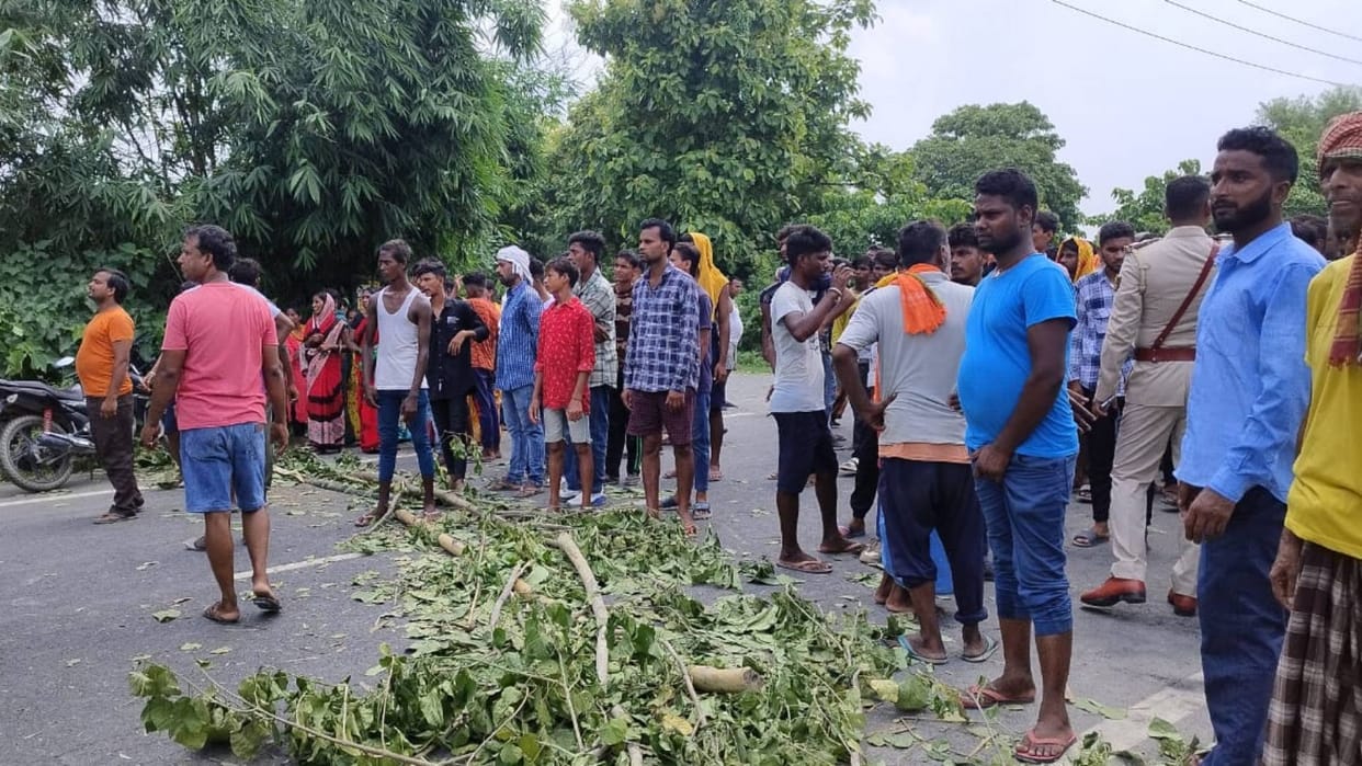 Gopalganj Road Accident Bike rider died after being hit by an auto road was blocked demanding compensation