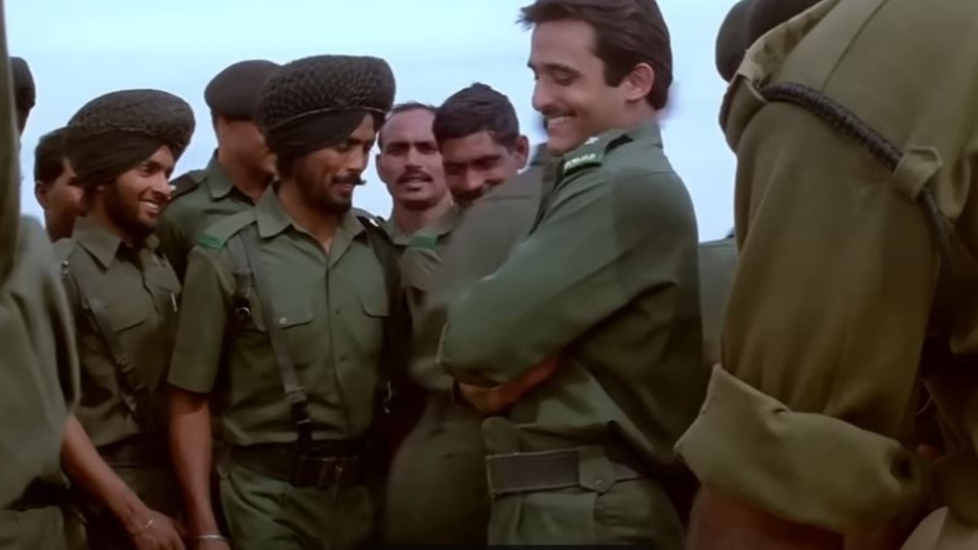 Bollywood Movies to watch on Independence Day 2024 the legend of bhagat SIngh Rang de basanti gadar 2 border