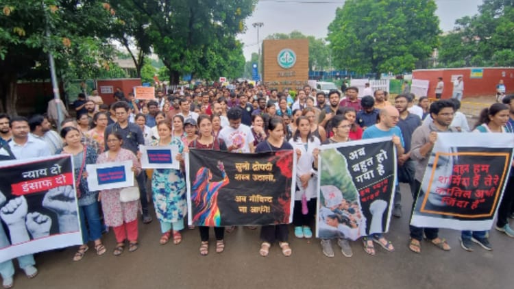 Doctor’s Protest In Pgi On Incident Of Kolkata – Amar Ujala Hindi News Live