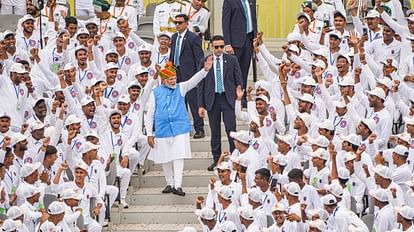 Independence Day 2024 PM Modi Hoists Tricolour At Red Fort, Addresses Nation, see photos