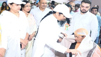 Independence Day celebration in Sonipat, State Minister Mahipal Dhanda hoisted flag
