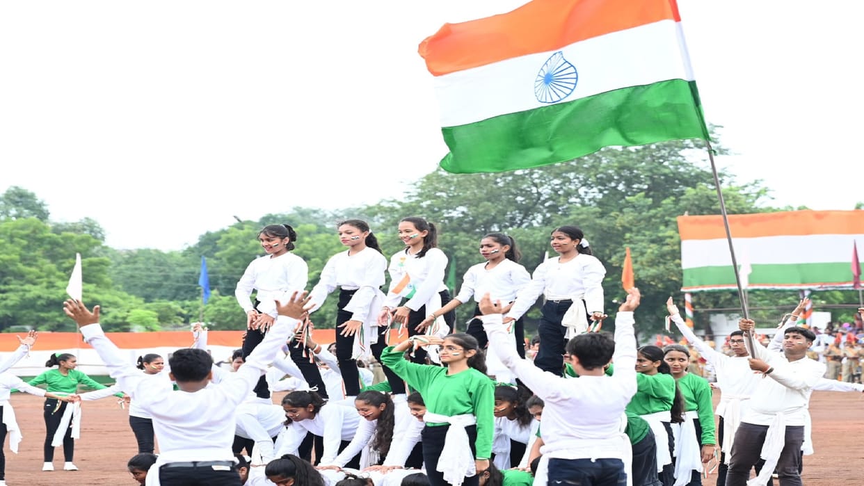 Amazing cultural display spread on Independence Day in chhattisgarh
