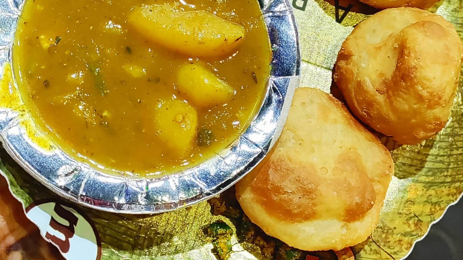 New Year Agra Trip under Budget Best Destination to visit under ₹2000 loved by Foreign Tourists