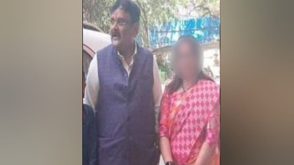Kannauj Case Police is searching for woman who came to Nawab Singh Yadav college with her niece
