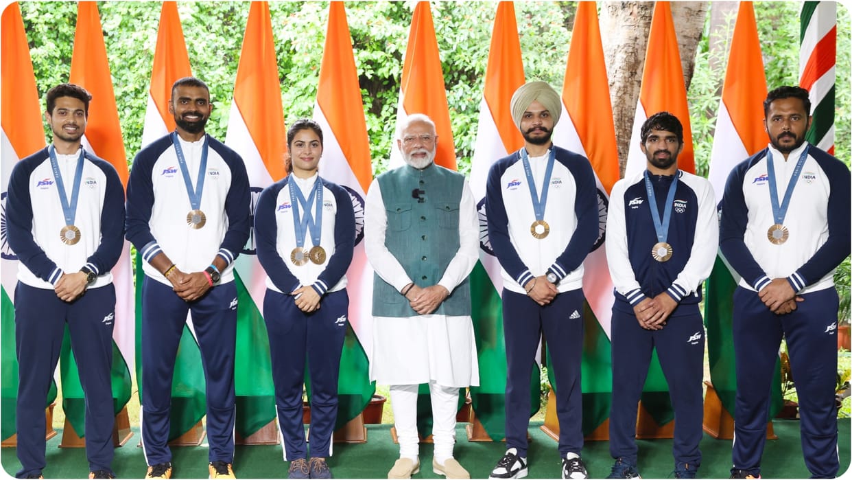 PM Narendra Modi meets the Indian contingent that participated in Recently concluded Paris Olympics 2024