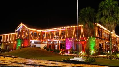 Independence Day 2024 Uttarakhand School children took out a rally and CM Dhami hoisted the Tiranga