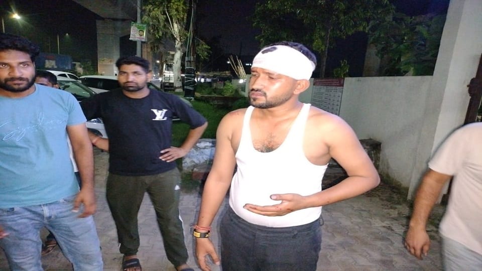 Meerut: Rs 1.57 lakh looted from company supervisor, 12 miscreants came on six bikes
