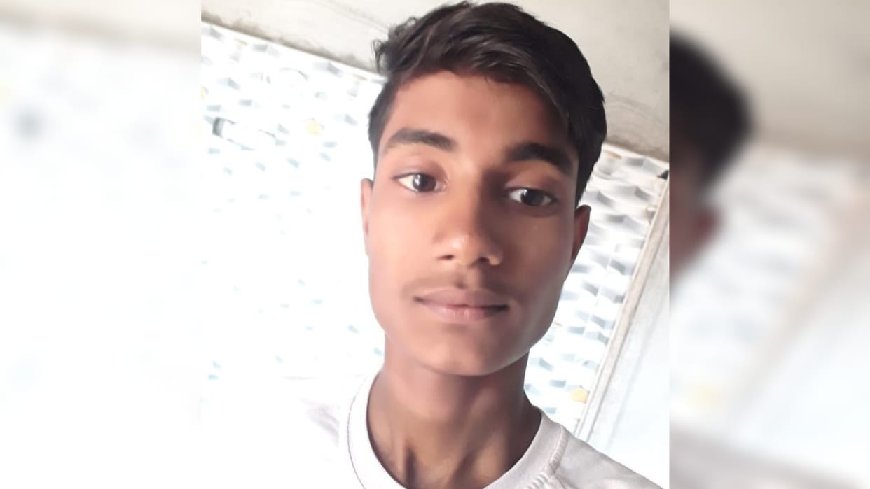 Bettiah News: Student injured in a road accident dies during treatment, condition of other youth is critical