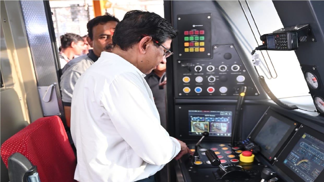 Metro ran without operator in Agra brakes applied automatically