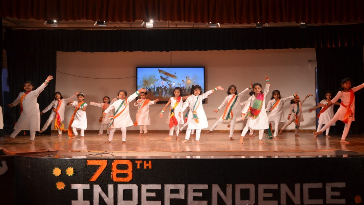Ganga Gurukulam: On Independence Day, children filled with patriotic programs and presented a picture of a str