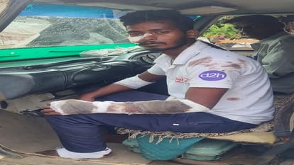 Meerut: Three youths walking on the roadside were hit by a car, one died