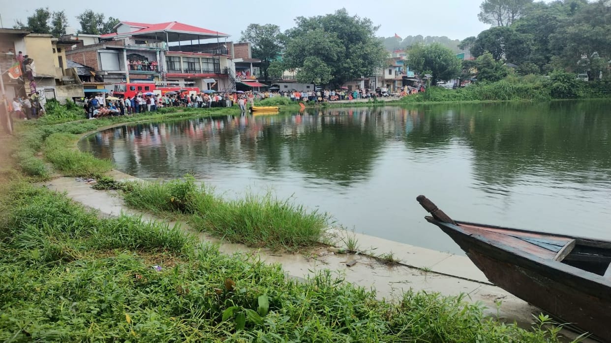 A drunk person drowned in pond hamirpur