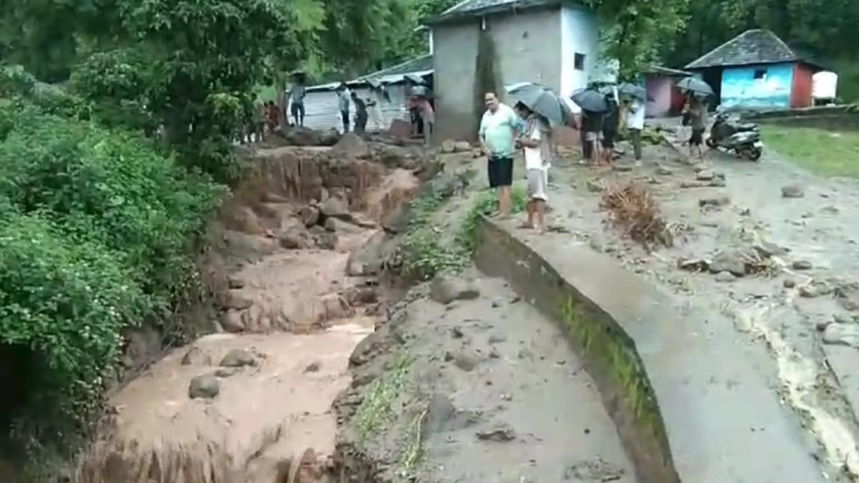 Cloud burst in Dhar Kalan hilly area of Pathankot