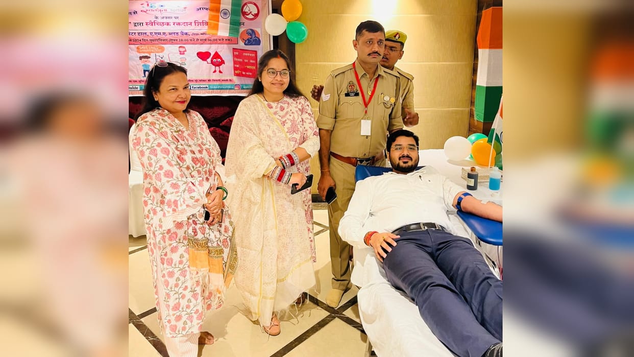 Made a record by donating blood 30 times at the age of 30, donates blood three to four times a year