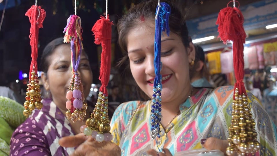 Rakshabandhan: Sisters will tie love on brothers' wrists, auspicious time from 1:30 pm to 7:05 pm