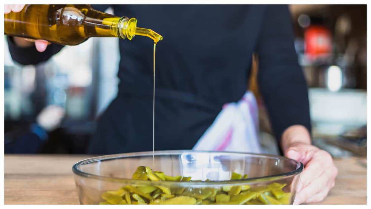 Supply Disrupted by West Asia Tensions Household Budgets Strained as Edible Oil Prices Surge by Up to ₹20
