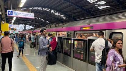 Delhi Metro Train