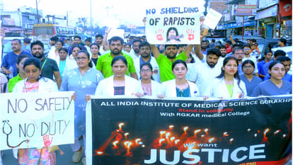In Gorakhpur Strike, Situation worsened in BRD.50 operations postponed in AIIMS.
