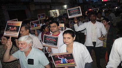 Demanded justice for Kolkata doctor bitiya