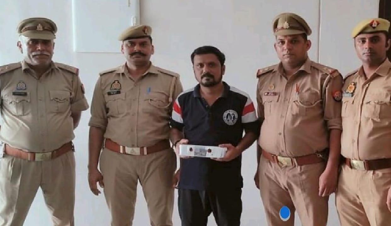 Nazul property case, 25 thousand bounty vasoolee bandar arrested, police was looking for him in many cases