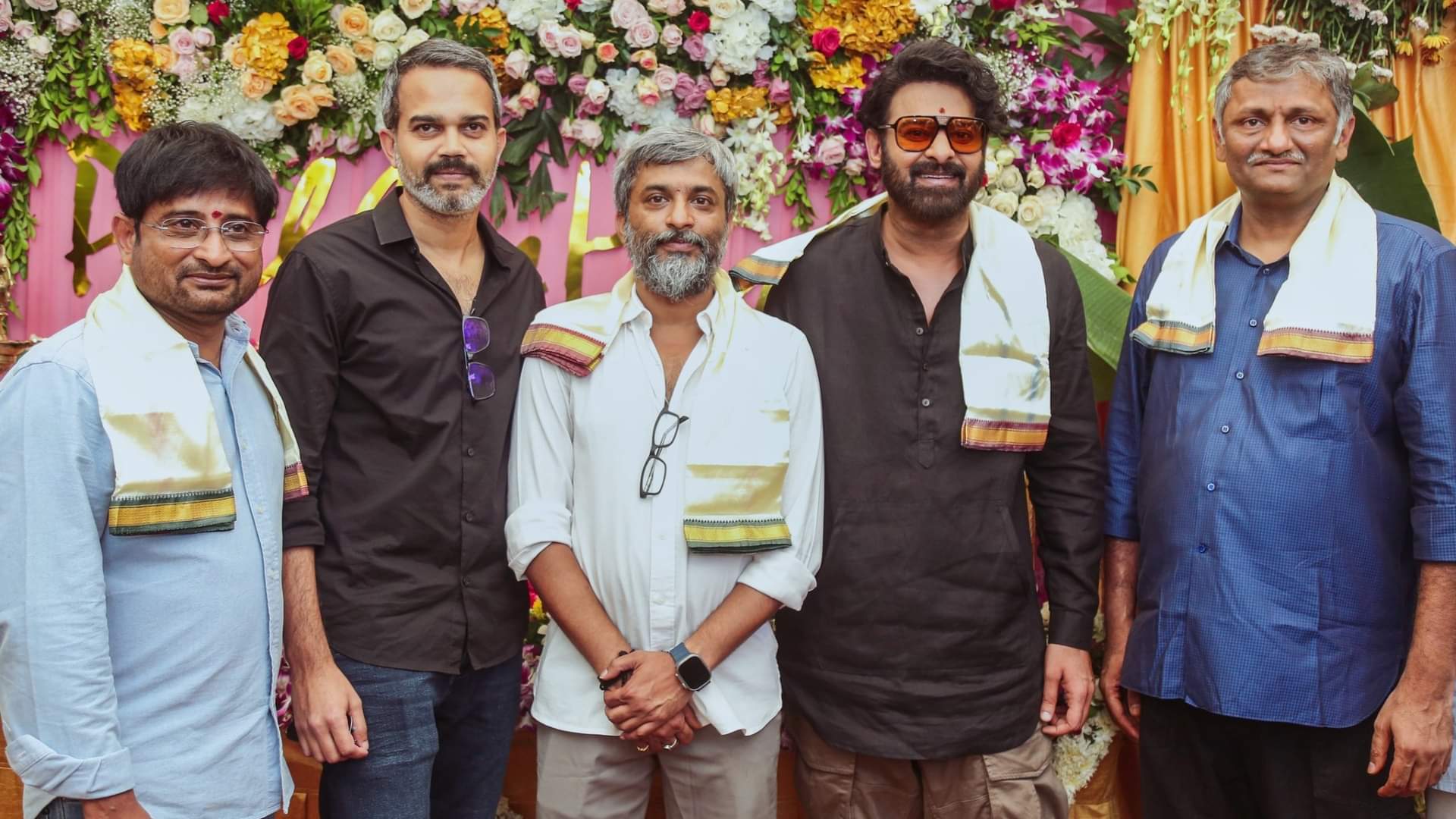 Pooja ceremony of Prabhas' new film concluded Jaya Prada and Mithun Chakraborty will also work in it