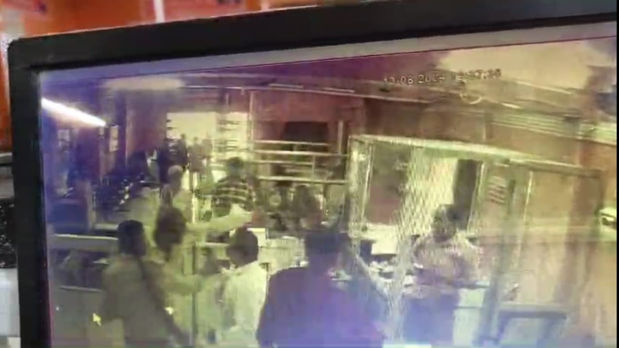 Case registered against employee who pointed pistol at account holder in a bank of Deoria